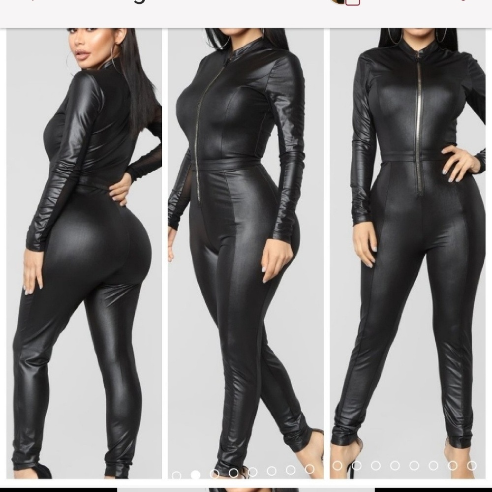Brand new. Never Worn.